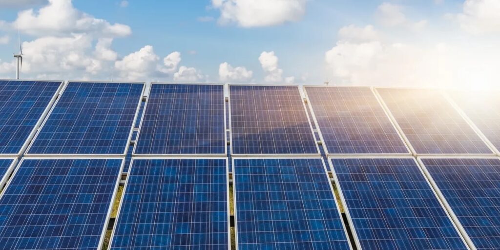contracts managers for renewables UK
